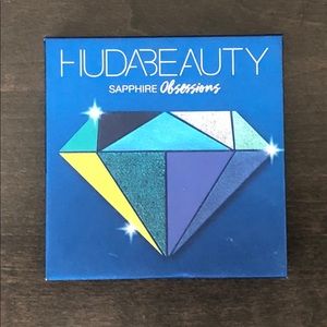 Huda Beauty Sapphire Obsessions Palette